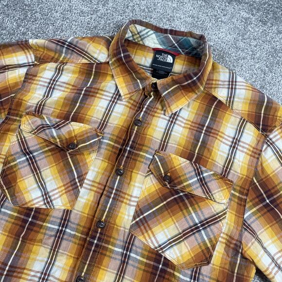 North Face Button Up Shirt Mens Medium Plaid Short Sleeve Outdoors Pockets Fall - Picture 1 of 12
